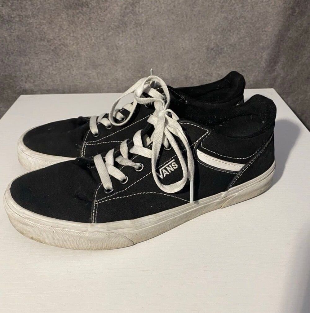 Vans Ward Off The Wall Black White Canvas Skate Shoes Men's 8.5 Women's 10